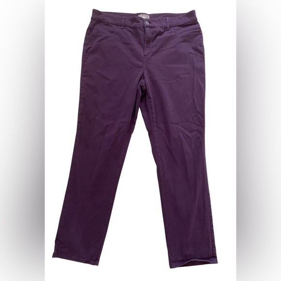Chico’s Purple Chino Pants size 3, faux front pockets, two back pockets, stretch - Picture 1 of 7